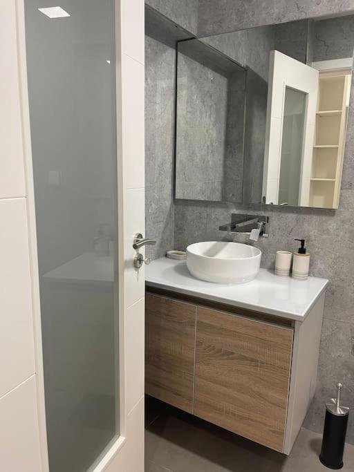 Lovely 2 Bedroom Apartment In South Lisbon Barreiro  Exterior foto